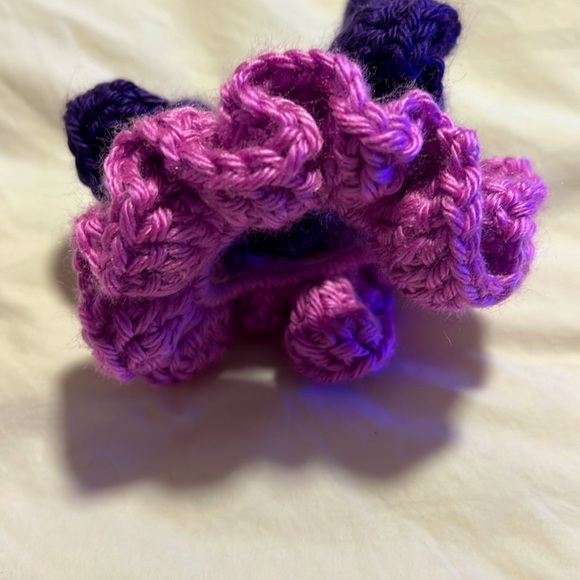 Hair Ties 🧶 Handmade 🐝 - Picture 4 of 5